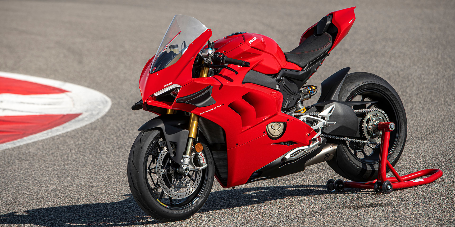 Ducati Homologates Panigale V4 Range For Canadian Superbike Championship