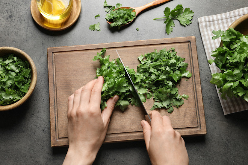 How to Chop Cilantro in 5 Steps 2024 MasterClass