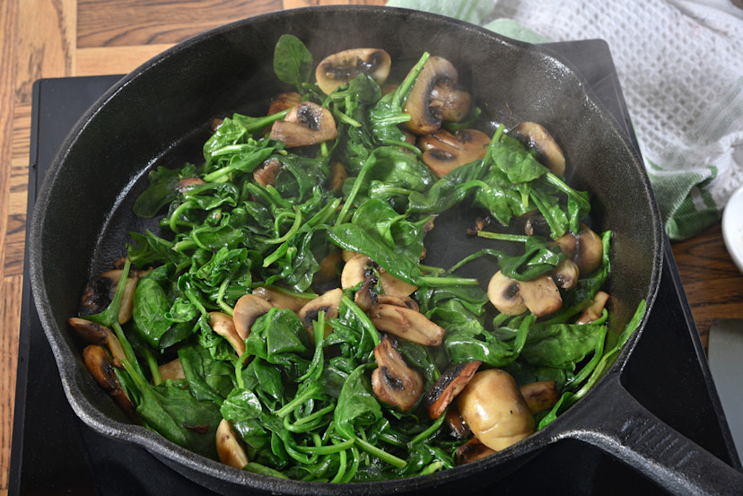 Easy Sautéed Spinach and Mushrooms Recipe 2024 MasterClass