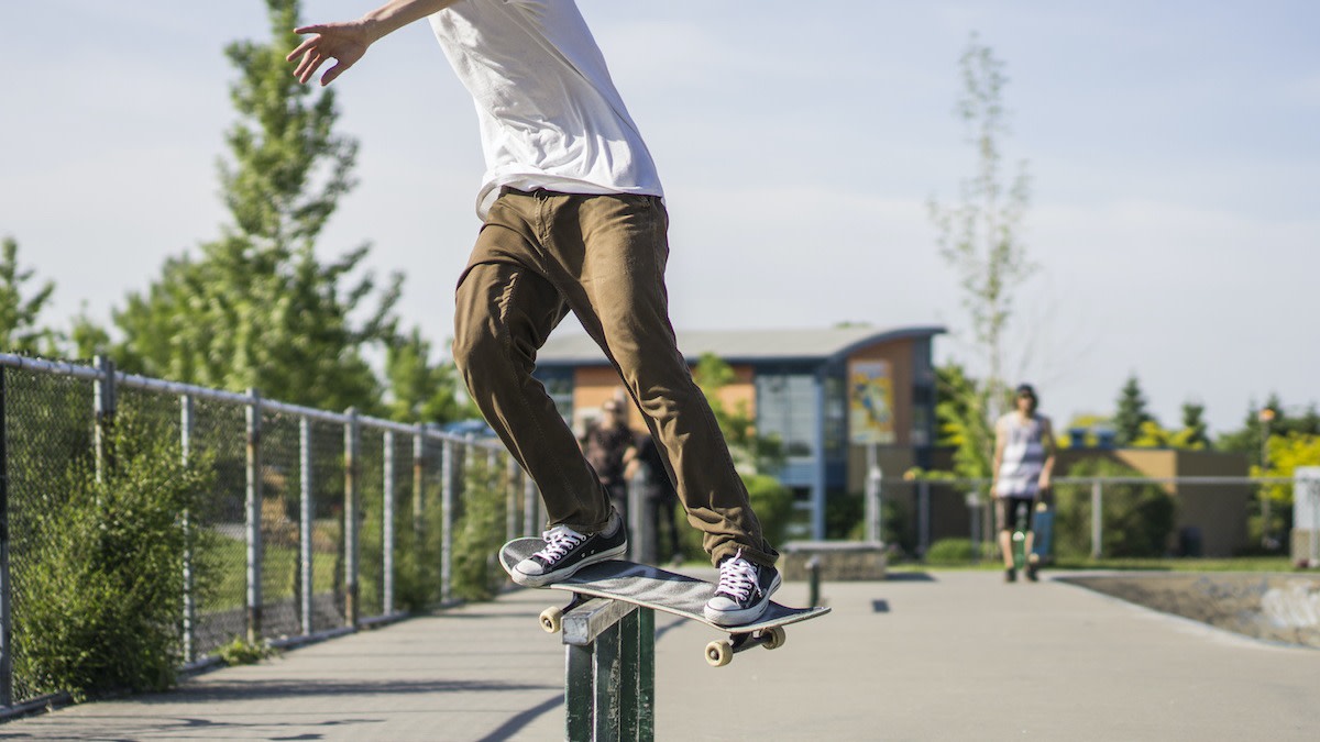 How to Feeble Grind a Rail on a Skateboard - 2024 - MasterClass