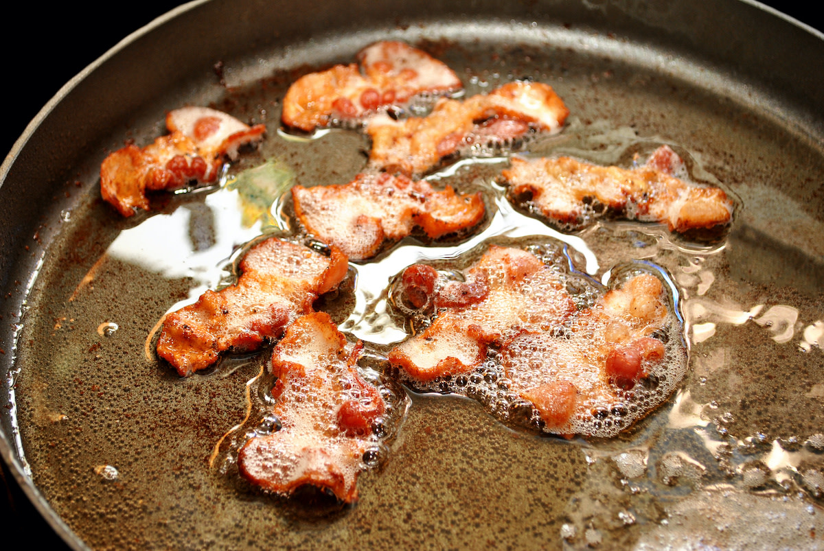 How to Store Bacon Grease: 5 Ways to Use Bacon Fat - 2024 - MasterClass