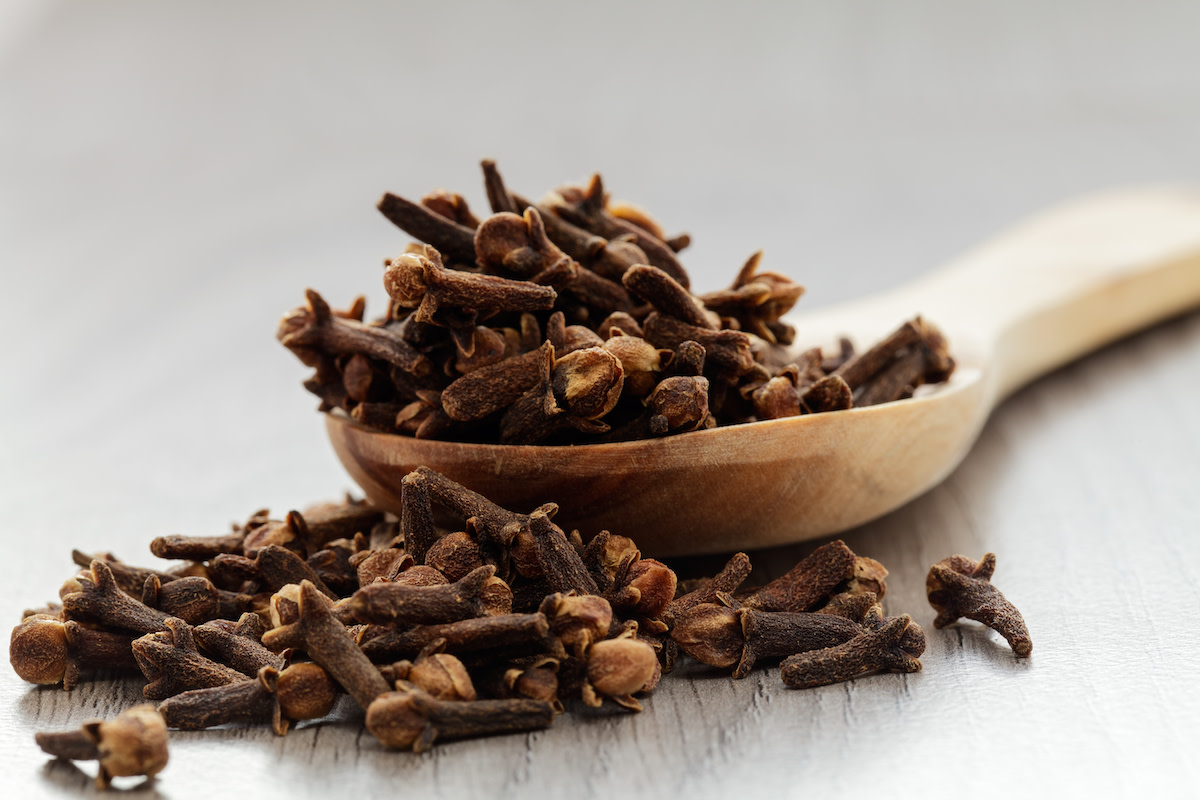 What Are Cloves? Culinary Uses of Cloves - 2022 - MasterClass