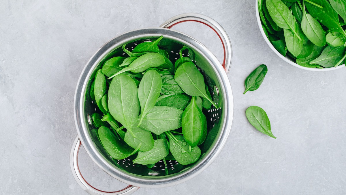 How to Wash and Store Salad Greens - Loveleaf Co.