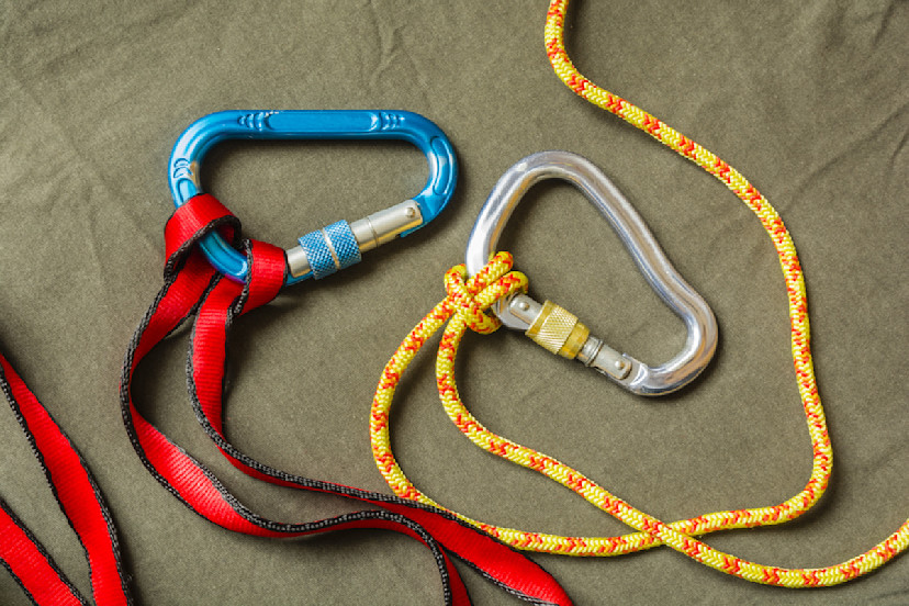 Girth Hitch Guide How to Tie a Girth Hitch 2024 MasterClass