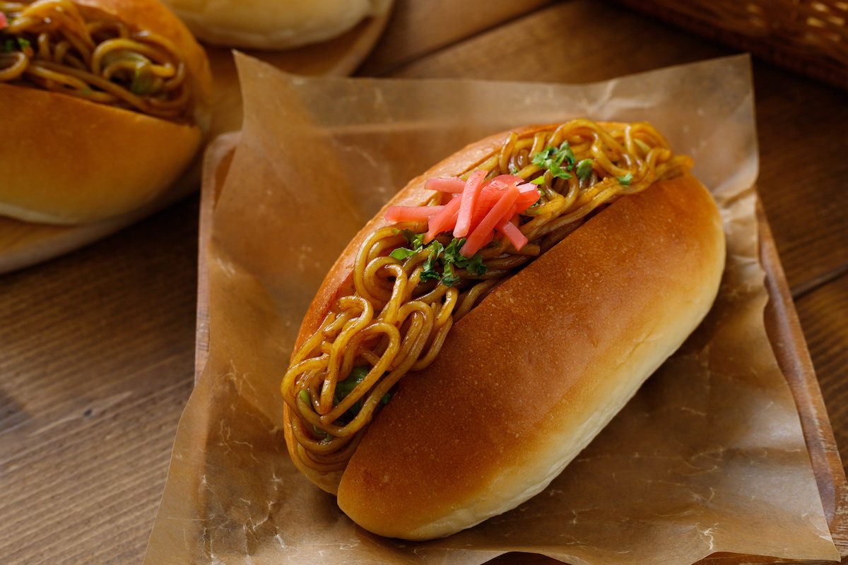 Yakisoba Pan Recipe: How to Make a Fried Noodle Sandwich - 2023 -  MasterClass
