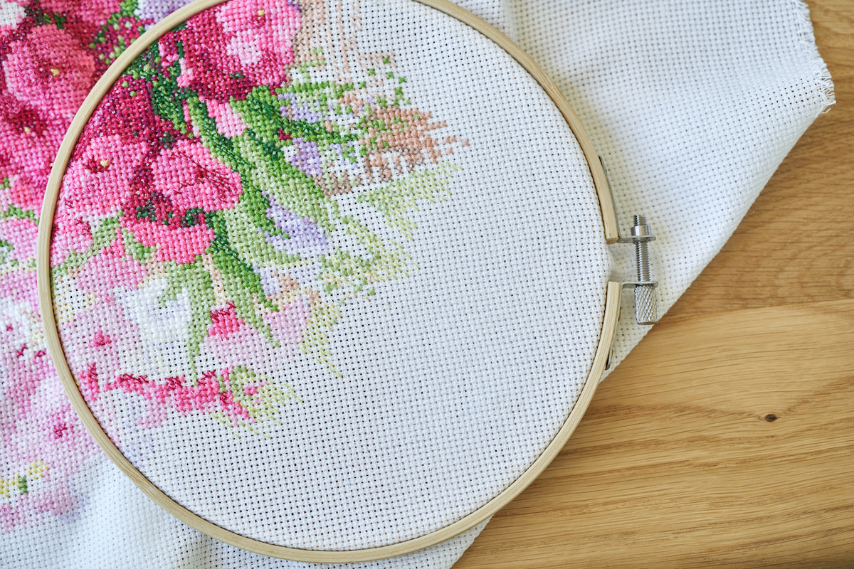 How to Needlepoint 4 Basic Needlepoint Stitches to Try 2022