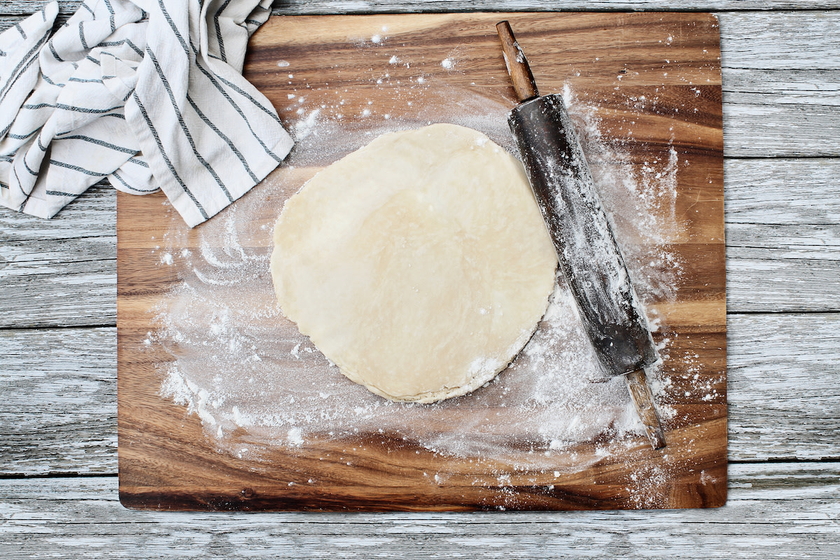 Pie Crust dough with rolling pin