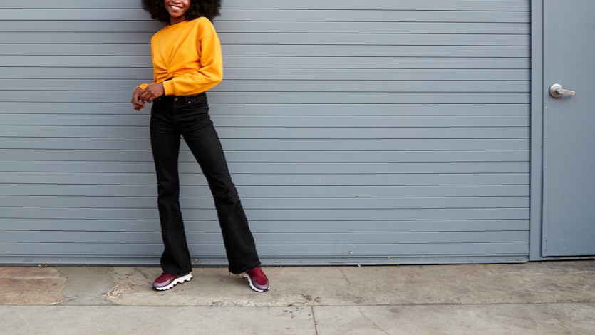 10 Types Of Tops To Pair With Bootcut Jeans