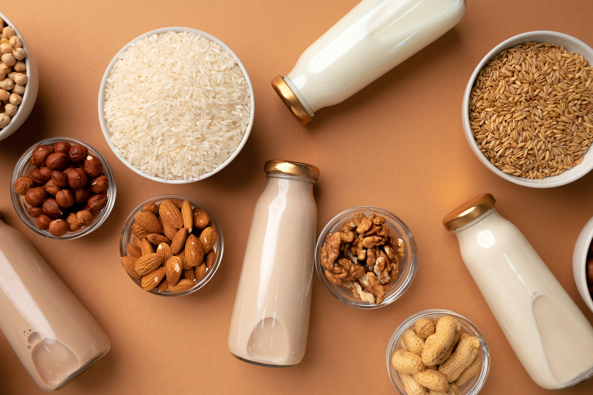 Nut Milk Guide: 8 Common Types of Nut Milks - 2022 - MasterClass