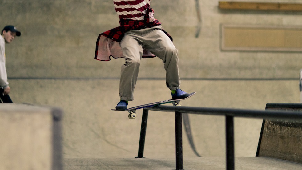 How to Lipslide on a Skateboard 4 Step Lipslide Tutorial 2022