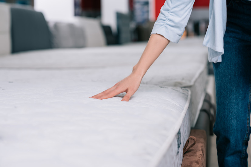 How to Choose the Right Mattress Guide to Mattress Buying 2024