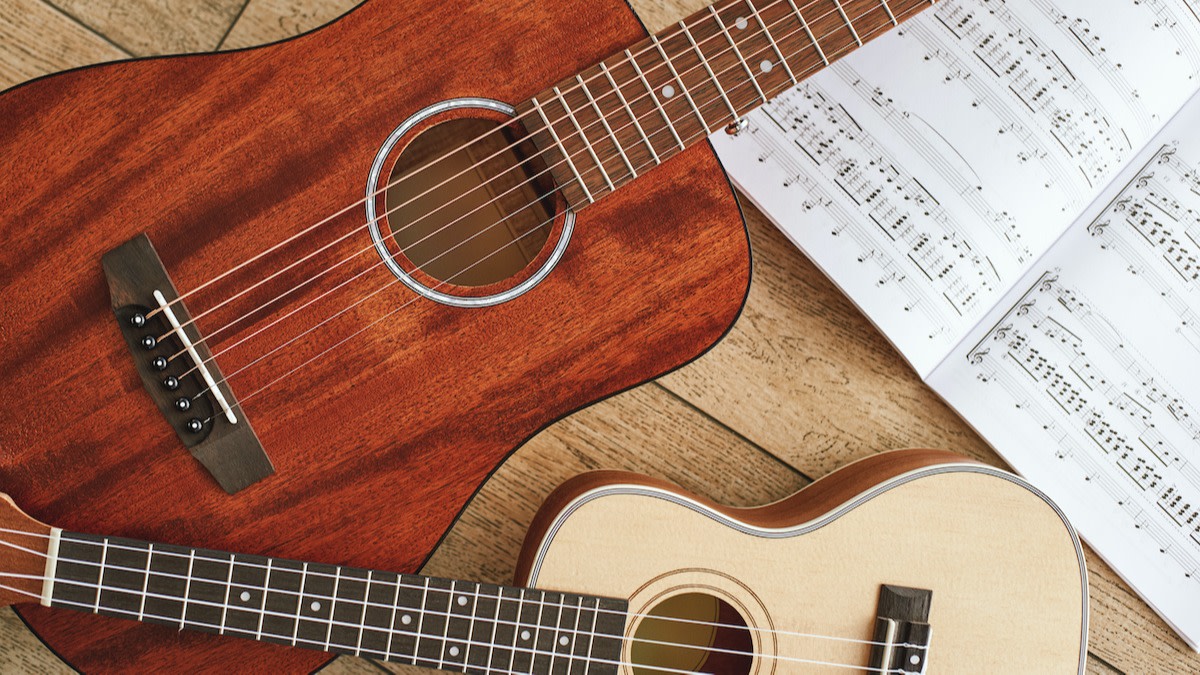 Ukulele vs. Guitar Differences and Similarities Between Them 2022