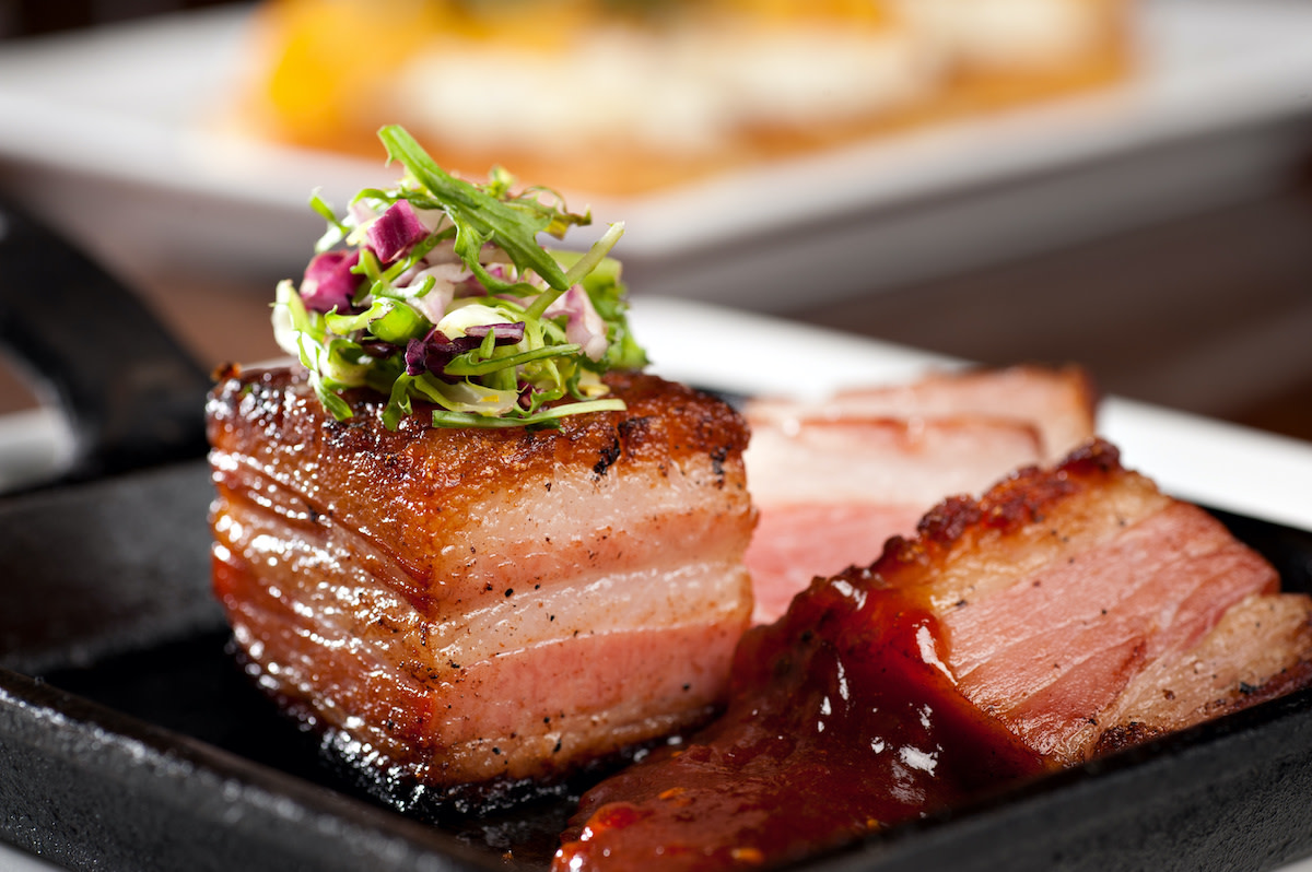 Pork Belly vs. Bacon Differences Between the Pork Cuts 2022