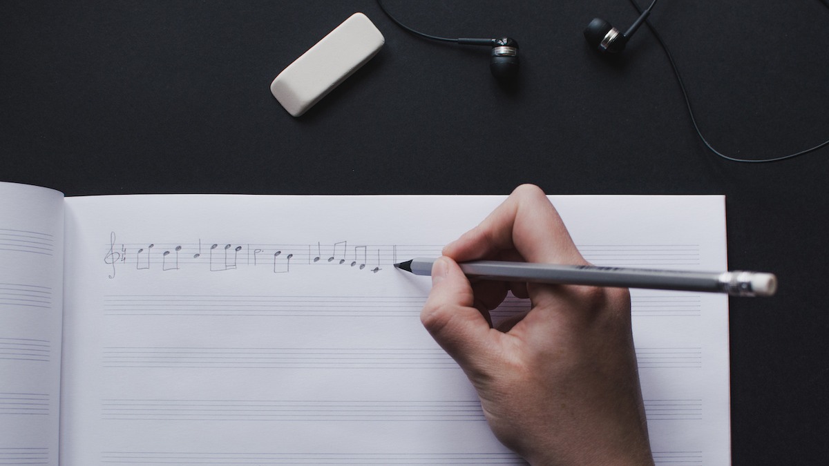 How to Write a Melody: 22 Tips for Writing Memorable Melodies