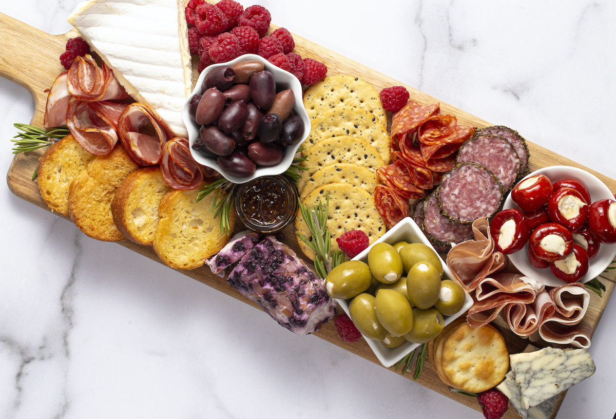 How to Make the Perfect Charcuterie Board - 2022 - MasterClass