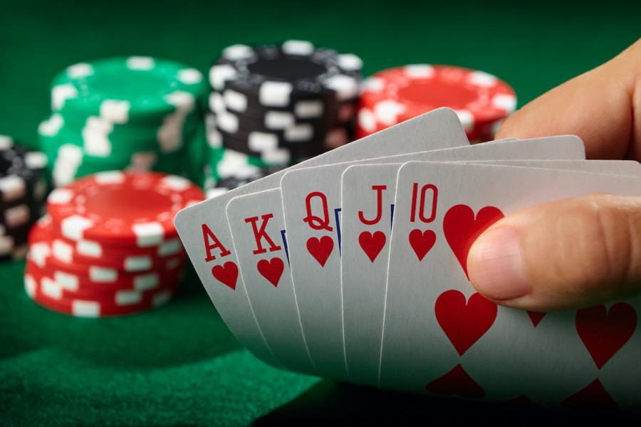 Types of Poker: A Breakdown of 12 Types of Poker - 2021 - MasterClass