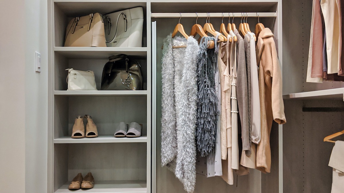 How To Organize Your Closet In 8 Easy Steps + New Style Series! — Arteresa  Lynn
