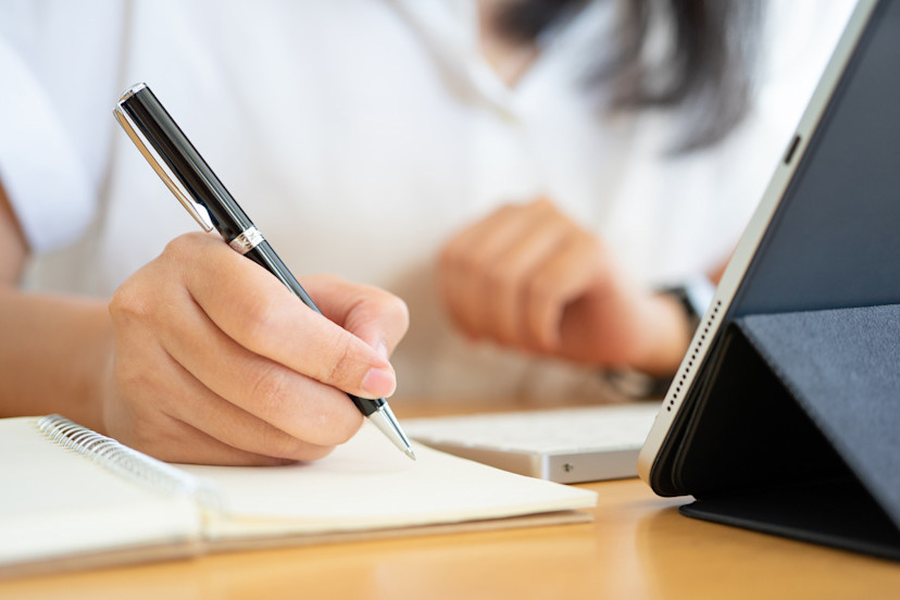 How to Find Your Story Angle: 5 Tips on Finding the Right Angle - 2026 ...