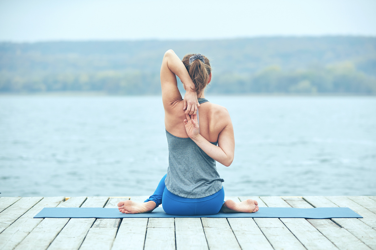 Gomukhasana (Cow Face Pose) Benefits, How to Do & Contraindications by Yogi  Sandeep - Siddhi Yoga - YouTube