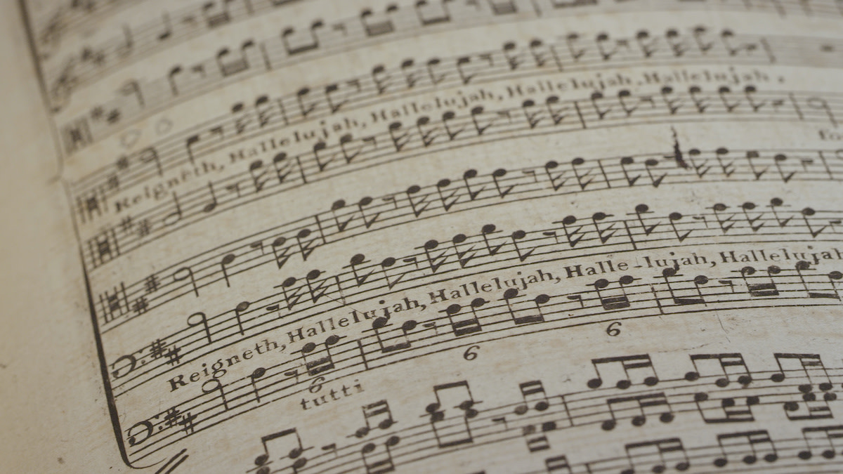 Cantata Definition What Is a Cantata in Music? 2022 MasterClass