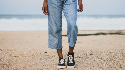 how-to-style-baggy-jeans