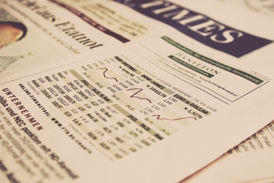 Newspaper daily economy and markets