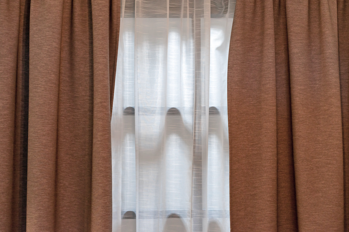 Blackout Curtains: How to Make DIY Blackout Curtains - 2022 - MasterClass