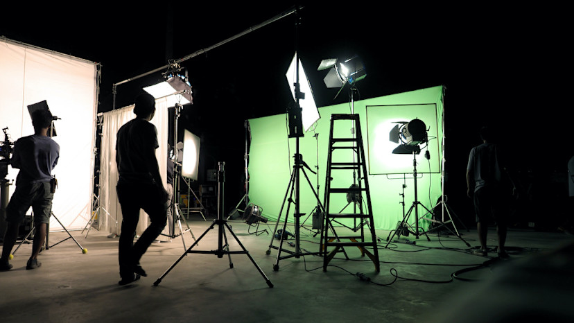 How to Use a Green Screen: 5 Tips for Using a Green Screen - 2024 ...