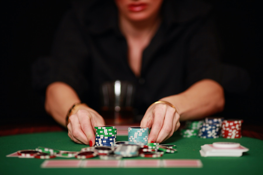 What Is Rake in Poker? How Casinos Make Money on Poker - 2022 ...