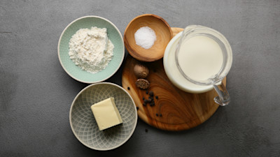 ingredients for a bechamel sauce