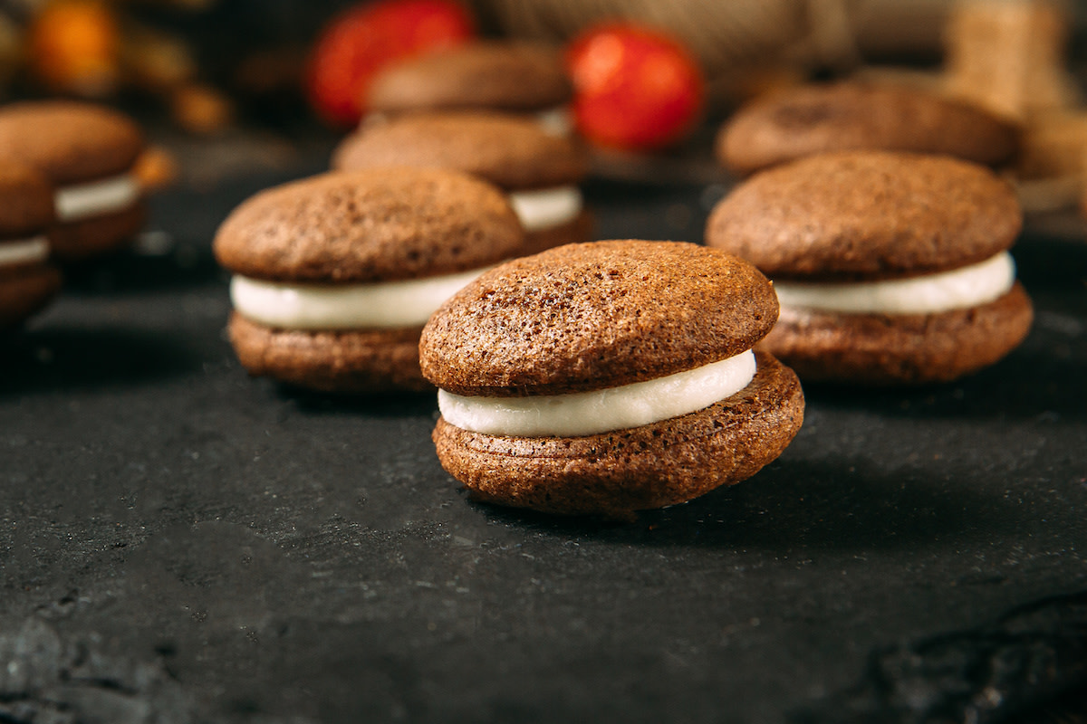 Apple Cider Whoopie Pies: Recipe and Baking Tips - 2024 - MasterClass