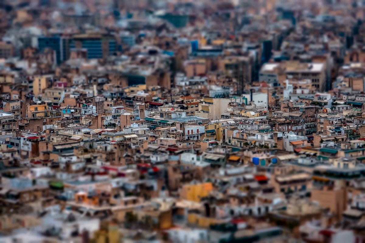 3 reasons you need to try a tilt-shift lens and how to use one