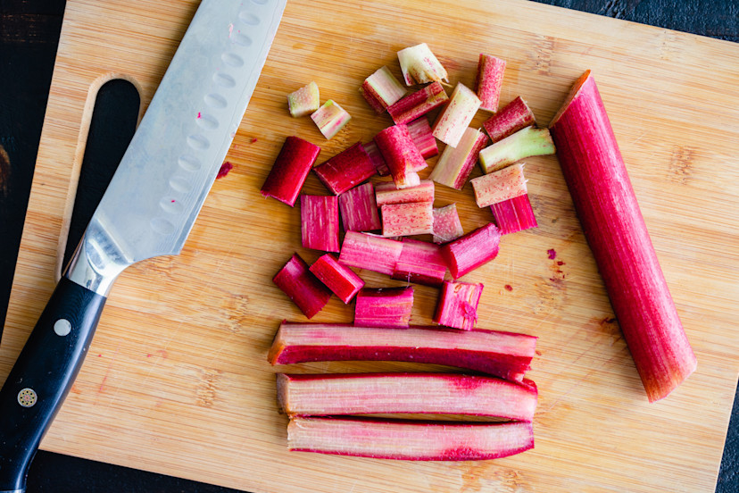 How to Cut Rhubarb 5 Tips for Harvesting Rhubarb 2024 MasterClass