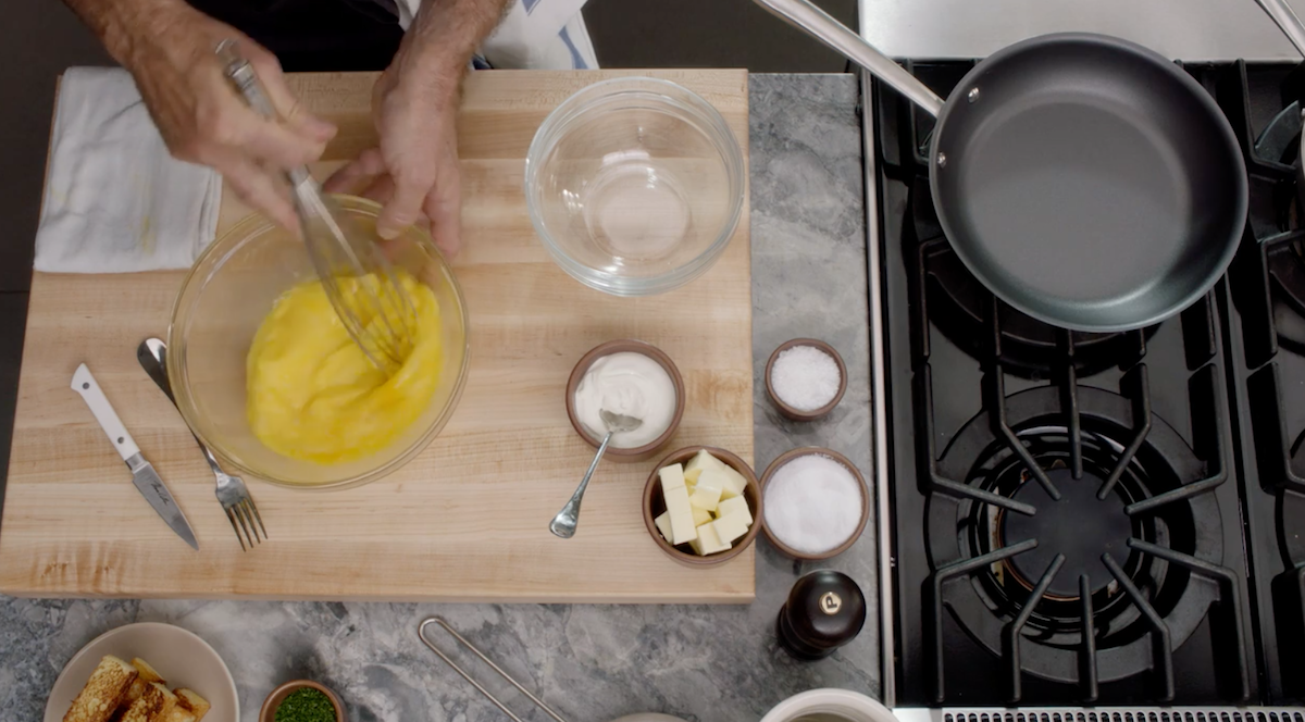 Thomas Keller scrambled eggs in bowl