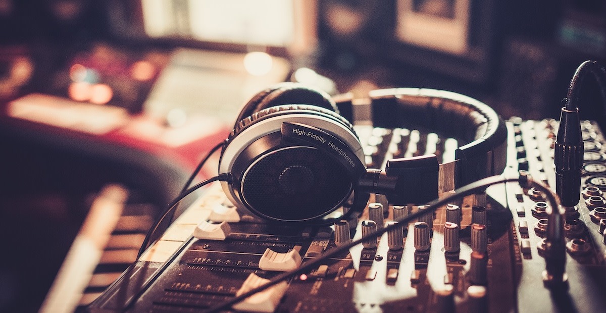 Music 101 What Is an Equalizer? Plus Best Equalizer Settings for