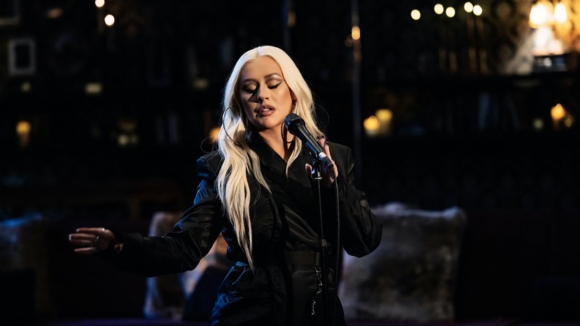 Christina Aguilera’s Vocal Warm-Ups Tips - 2024 - MasterClass