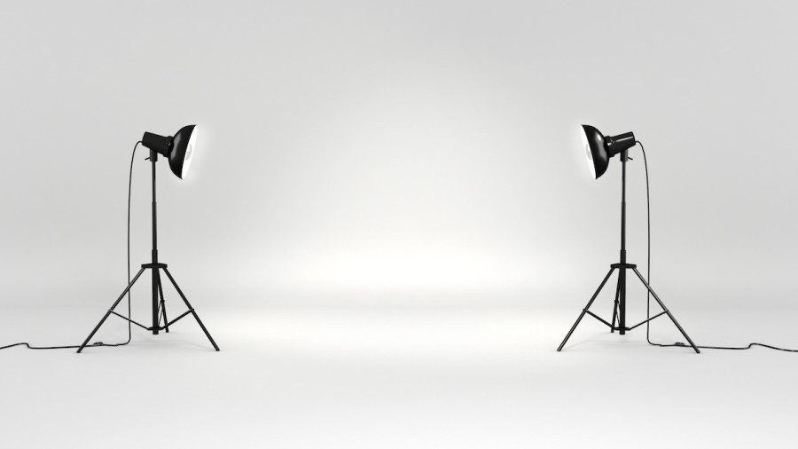 What Are the Different Types of Studio Lights? How To Pick the Best Studio  Lighting Setup - 2021 - MasterClass