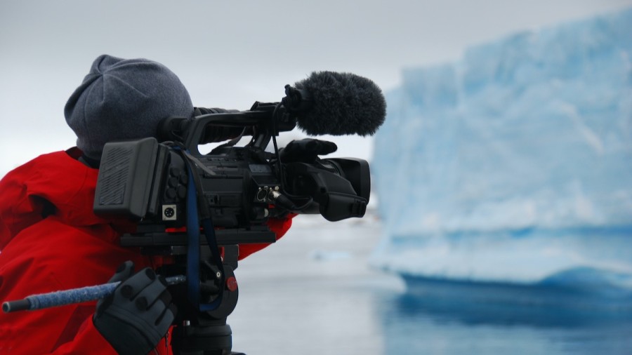 Film Documentary Guide: 6 Types of Documentaries - 2021 ...