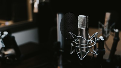 Recording studio microphone