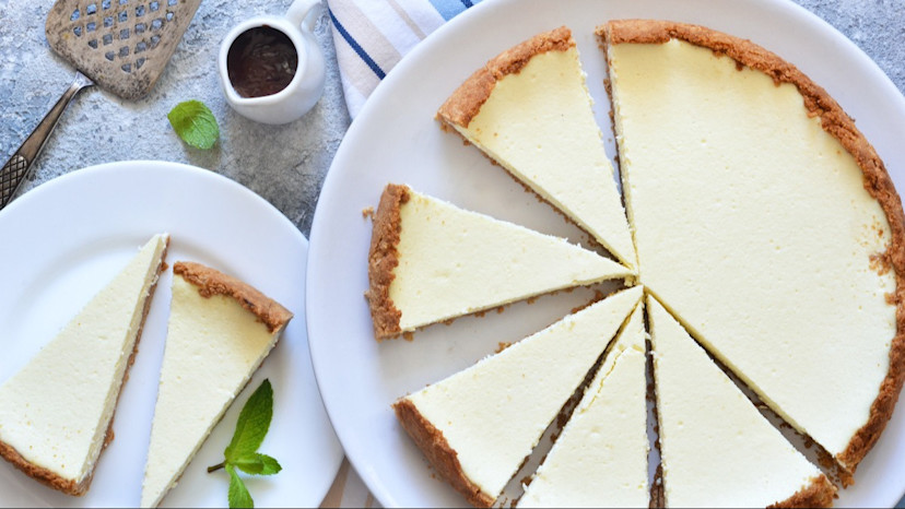 How to Cut Cheesecake: 3 Tips for Cutting Cheesecake - 2026 - MasterClass