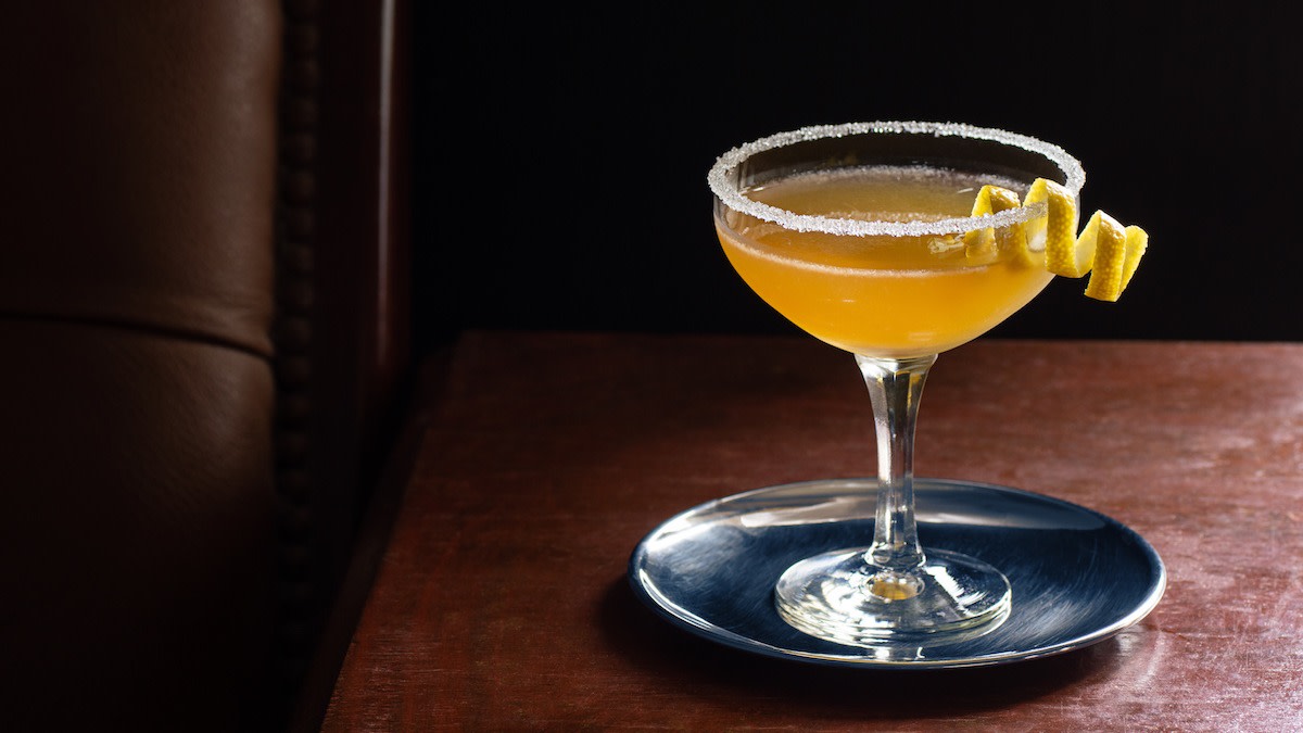 How to Sugar Rim a Cocktail Glass 2022 MasterClass