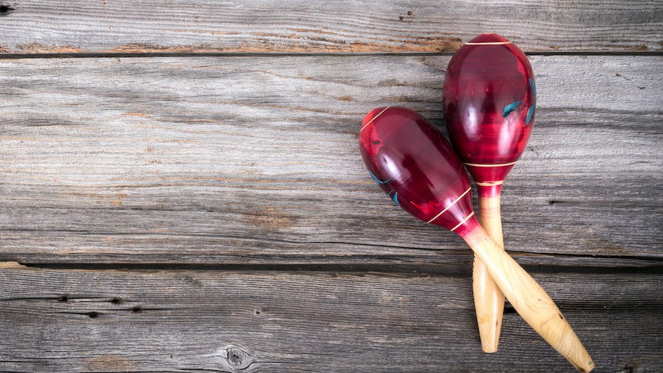 Guide to Maracas History and Use of Maracas in Music 2022 MasterClass