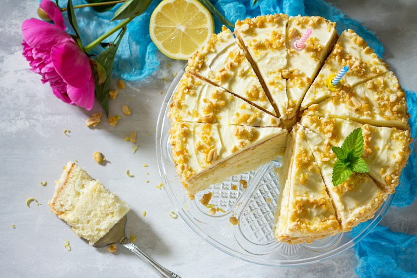 Lemon Crunch Cake: Recipe and Baking Tips - 2024 - MasterClass