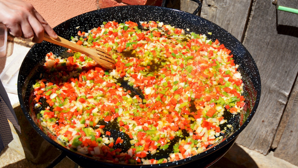 Traditional Paella Recipe Sofrito | Bryont Blog