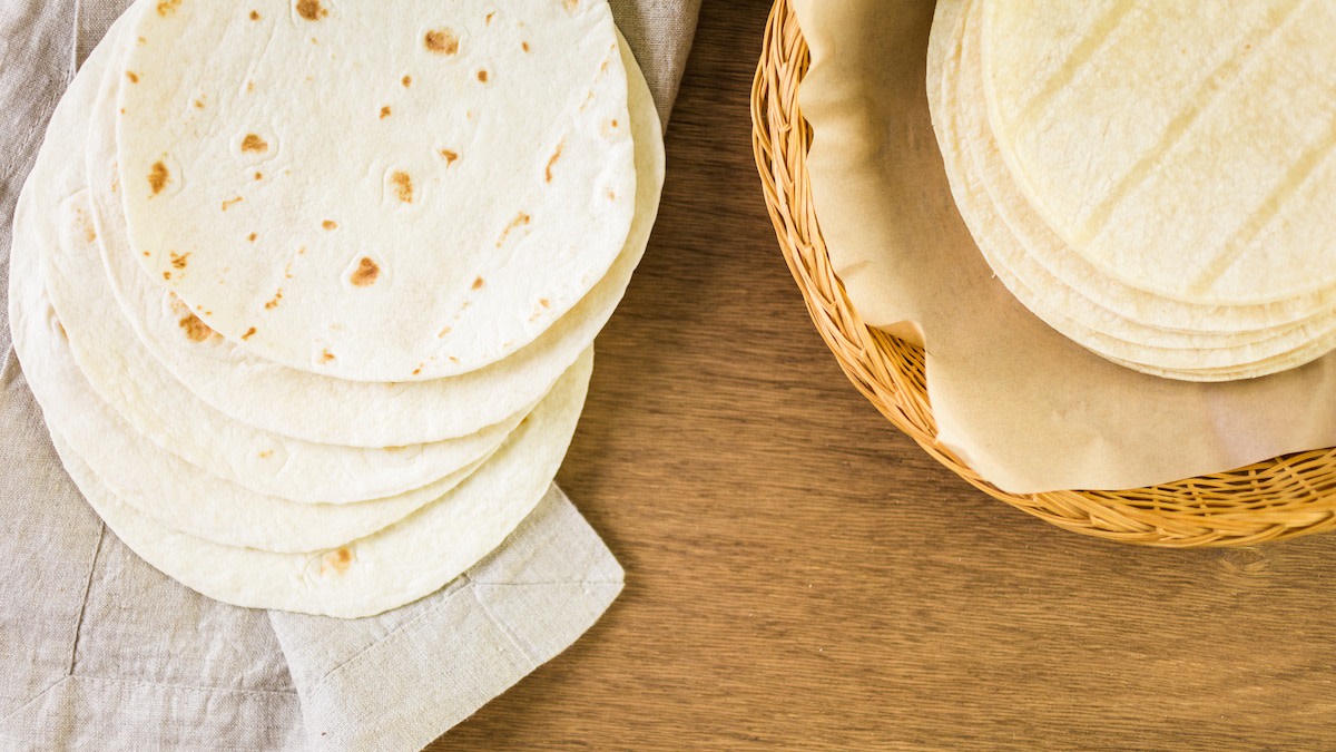 How to Know When to Use Corn Tortillas vs. Flour Tortillas 2022 MasterClass