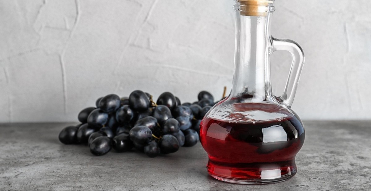 What Is Red Wine Vinegar? Learn How to Cook With Red Wine Vinegar