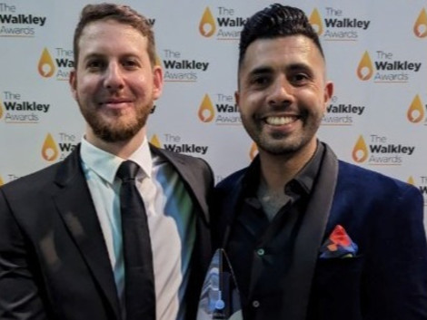 “The Greatest Menace” creator Patrick Abboud with co-producer Simon Cunich at the 2022 Walkley Awards