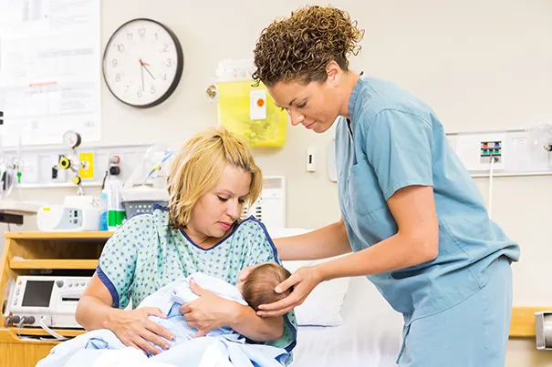 What Do Midwives Do? Their Role, Training And More | Pampers Uk