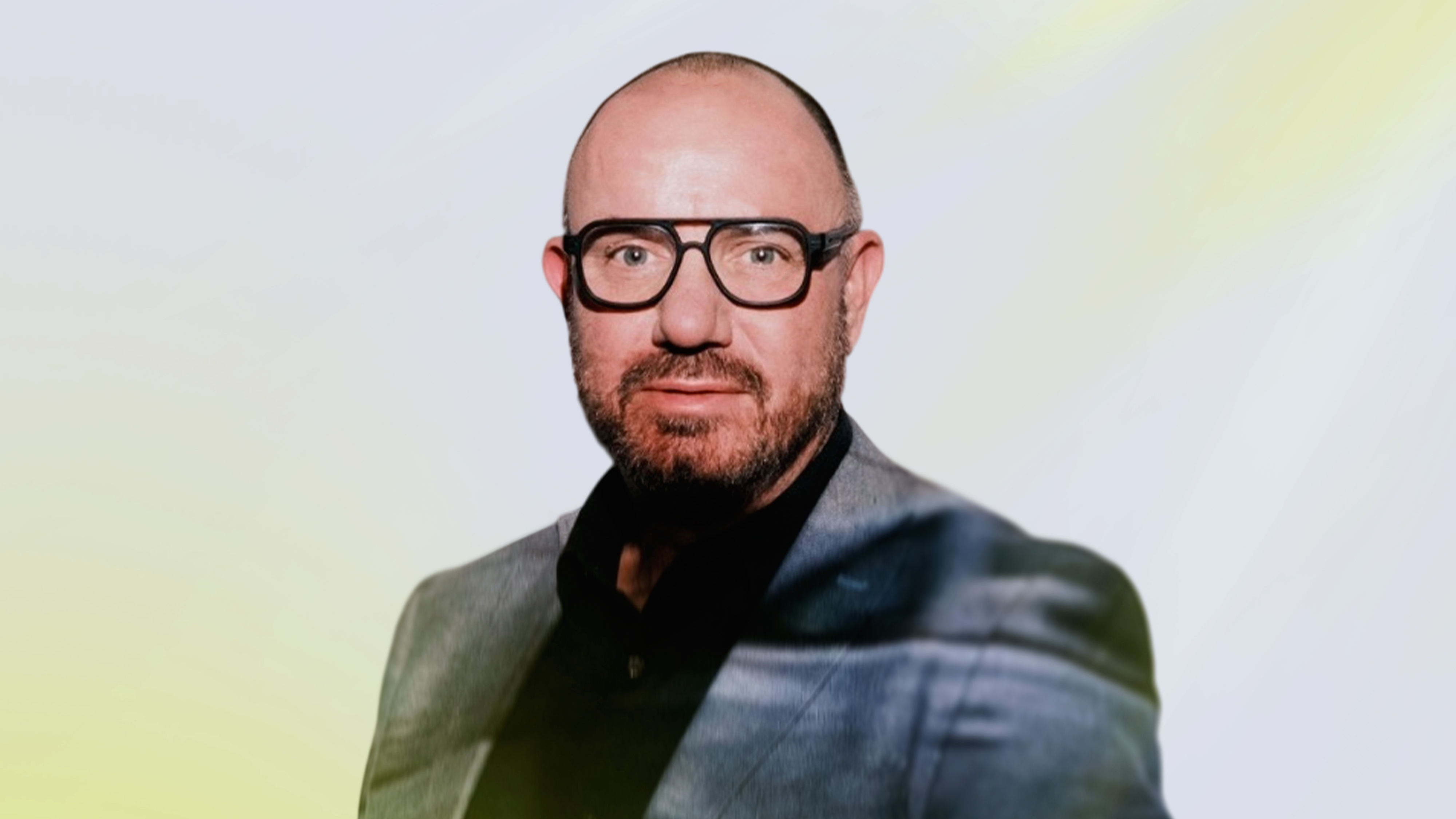 Alaric McAusland - headshot - NEW