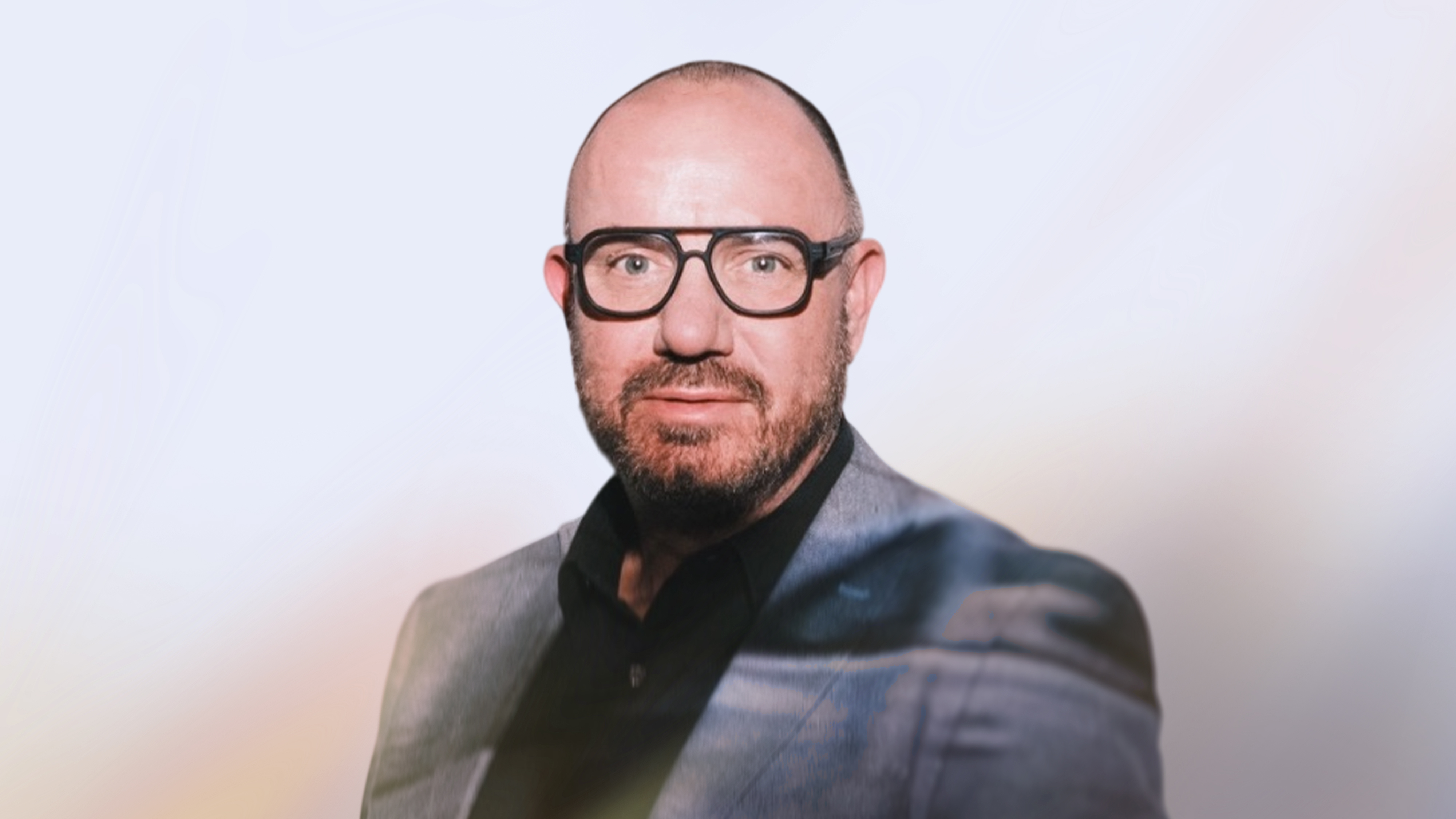 Alaric McAusland - headshot - NEW